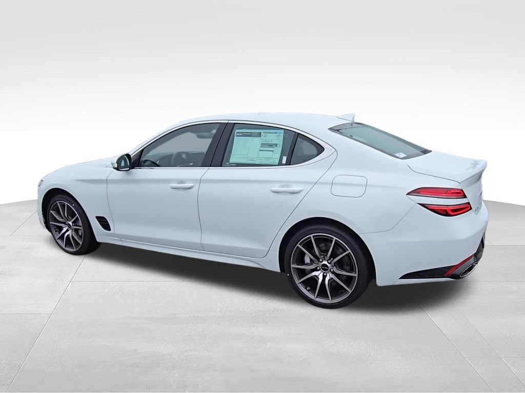 Used 2026 Genesis G70 2.5T AWD/4WD image 6