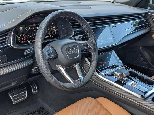 Certified 2025 Audi RS Q8 performance AWD/4WD image 10