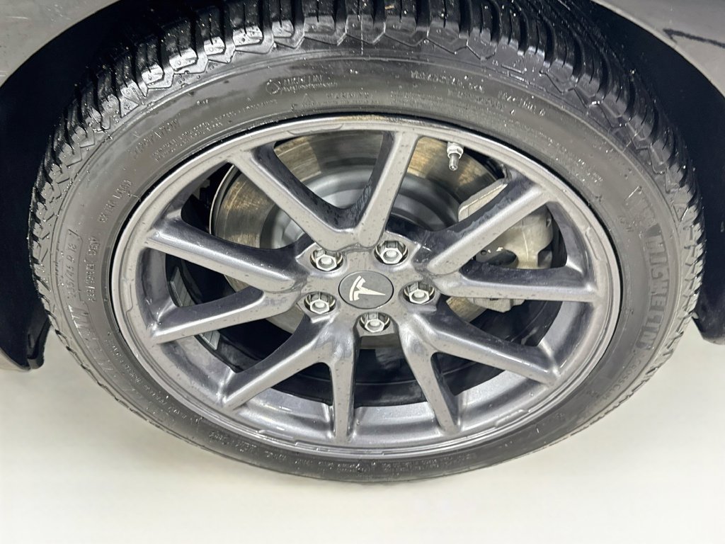 Used 2019 Tesla Model 3 Long Range AWD/4WD image 39
