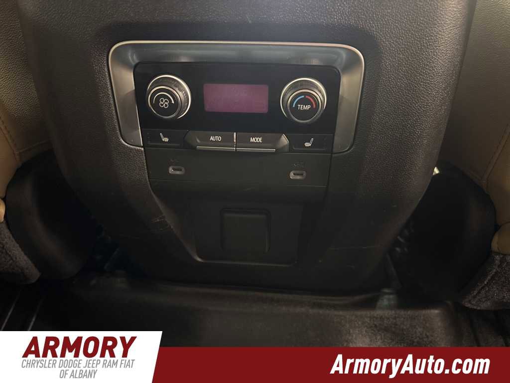 Used 2021 Chevrolet Tahoe Premier w/ Premium Package image 39