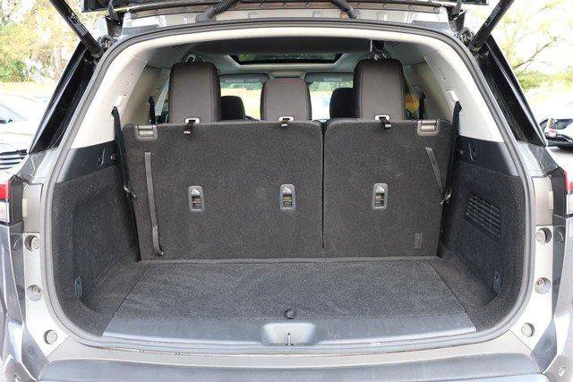 Used 2025 Nissan Pathfinder SV w/ SV Premium Package AWD/4WD image 7
