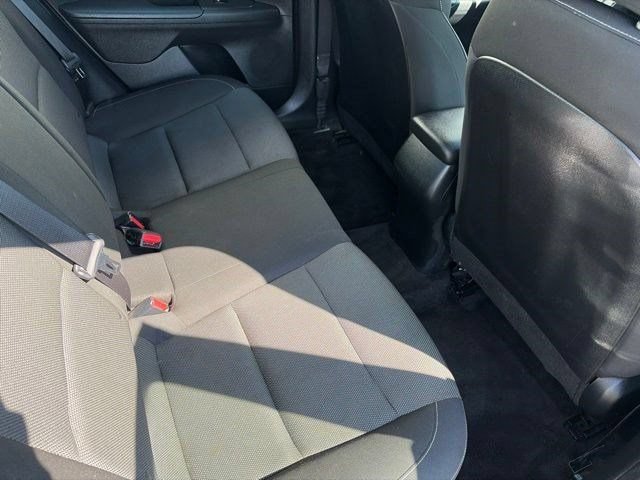 Used 2024 Kia Forte LXS FWD image 31