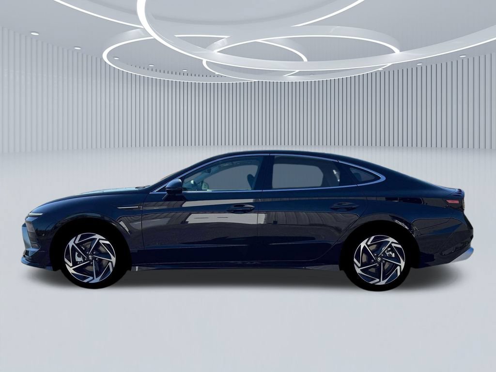 New 2026 Hyundai Sonata SEL FWD image 3