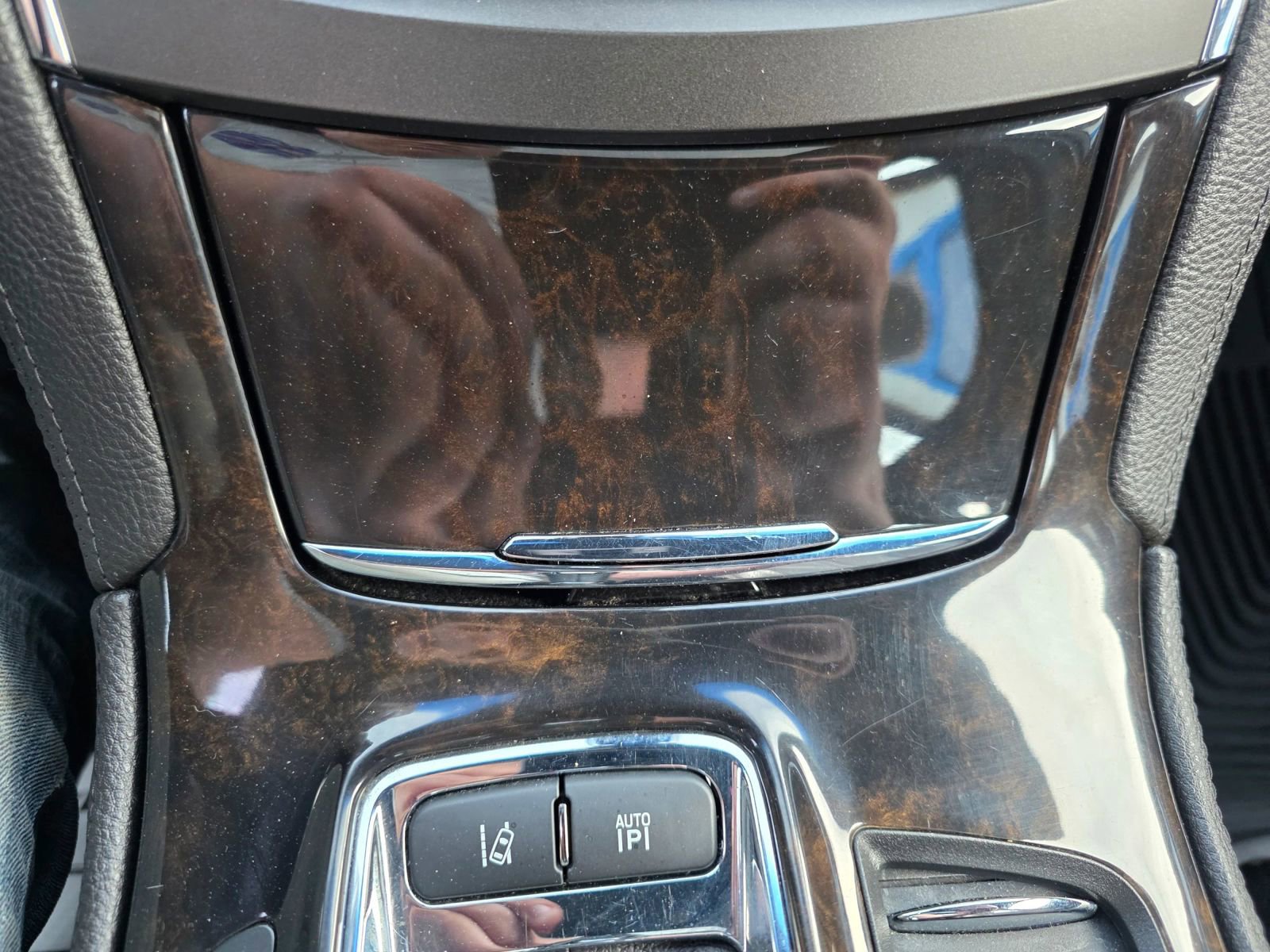 Used 2014 Lincoln MKS AWD w/ Equipment Group 201A image 17