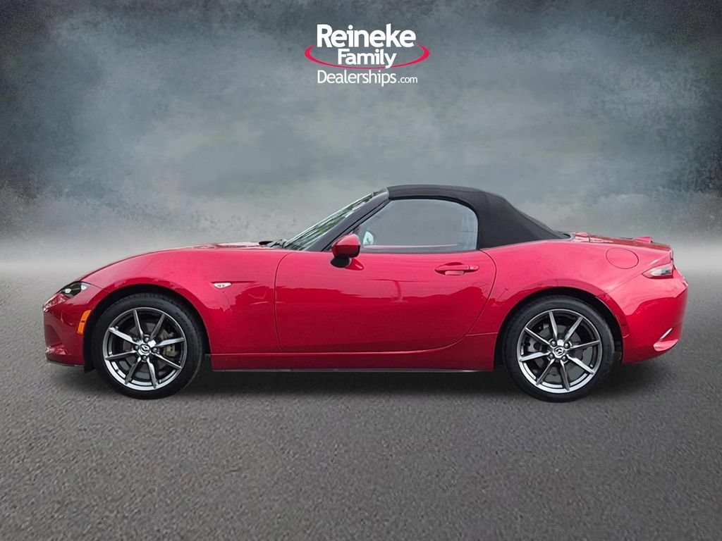 Used 2016 MAZDA MX-5 Miata Grand Touring RWD image 9