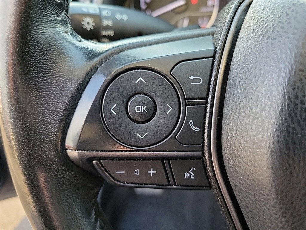 Used 2023 Toyota Camry SE image 21