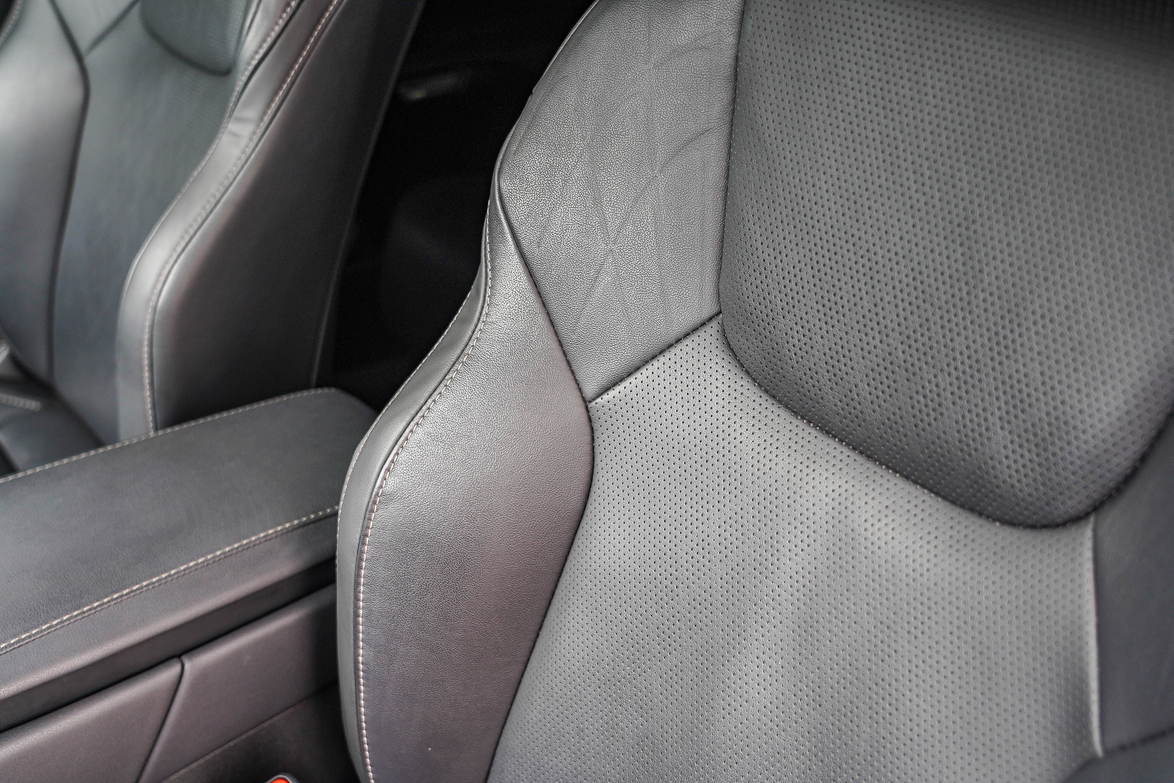 Used 2023 Lexus RX 350 Premium Plus w/ Cold Area Package image 27