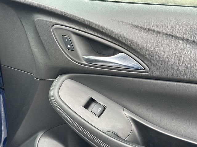 Used 2023 Buick Encore GX Preferred w/ Cold Weather Comfort Package image 9