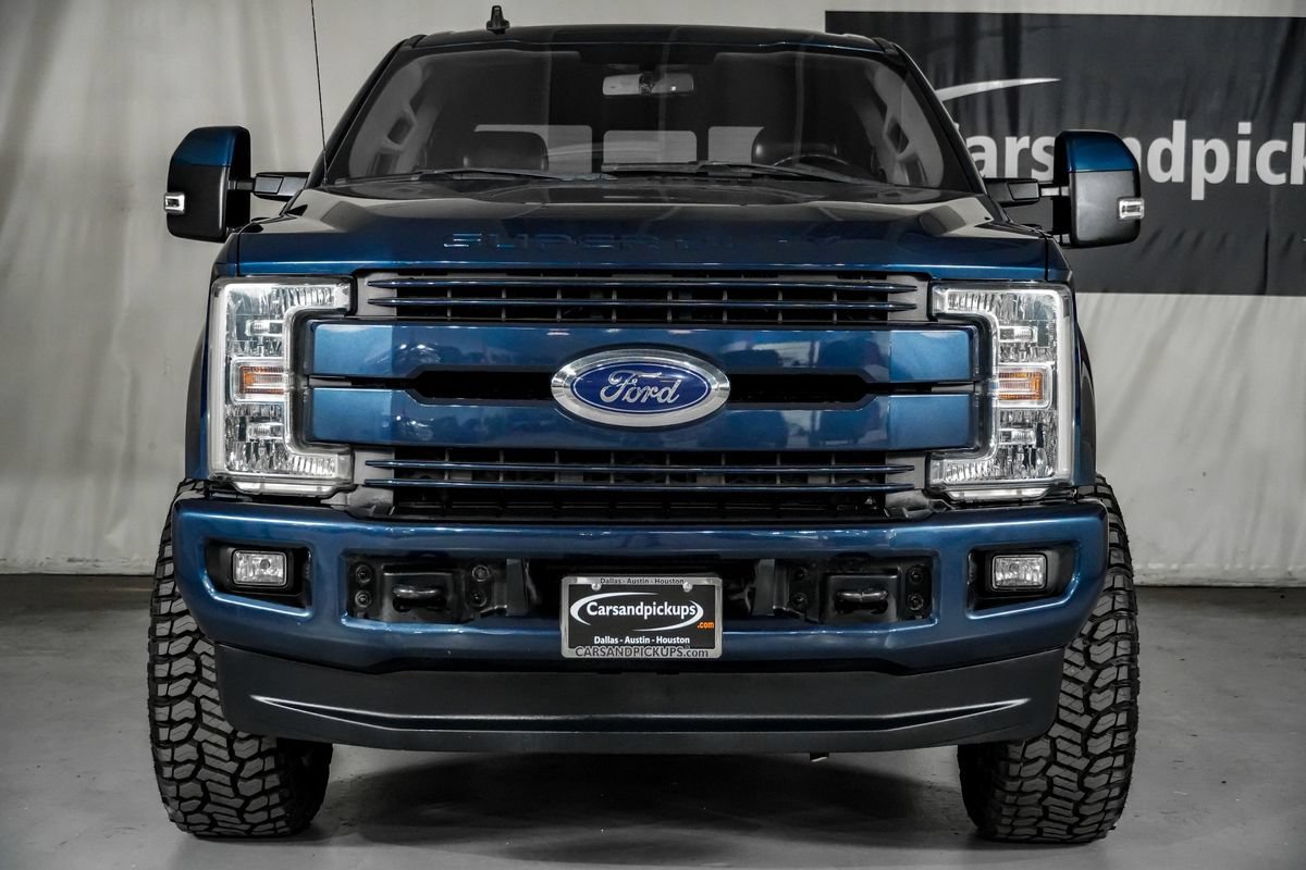 Used 2019 Ford F250 Lariat w/ Lariat Value Package AWD/4WD image 3