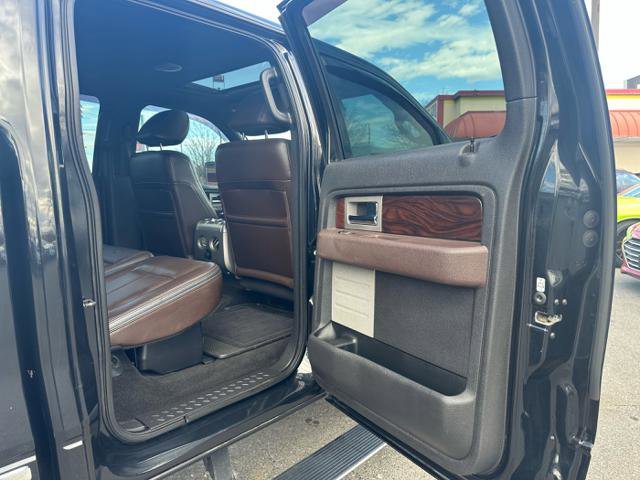 Used 2010 Ford F150 Lariat image 17