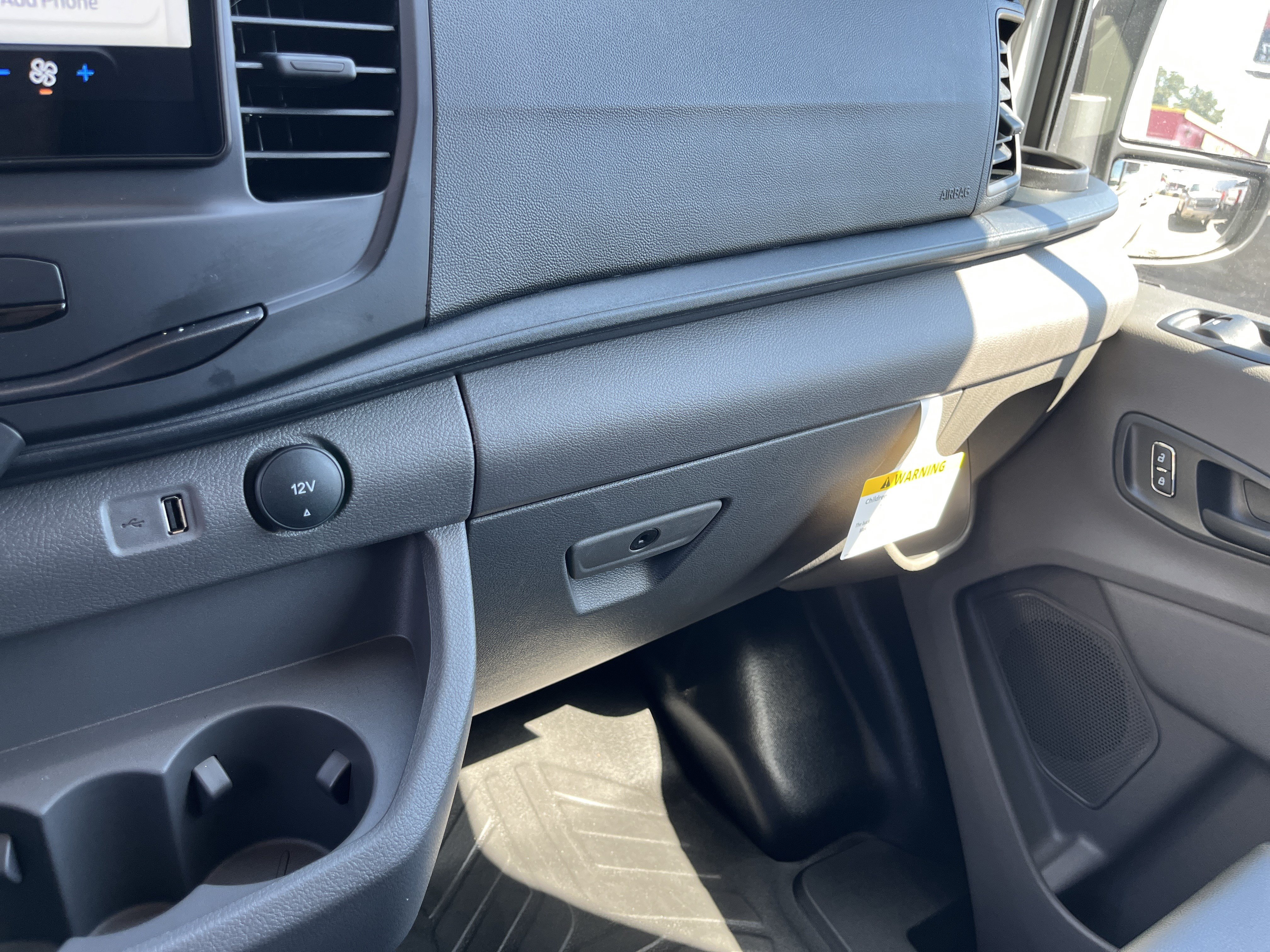 New 2026 Ford Transit 250 148 Medium Roof w/ Load Area Protection Package RWD image 22