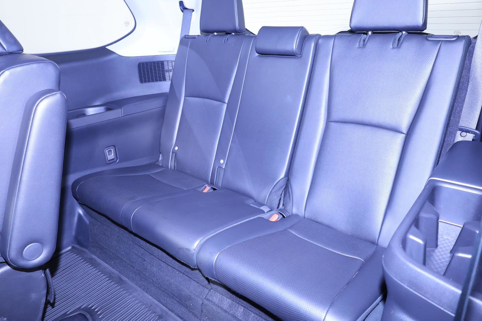 Used 2024 Toyota Grand Highlander XLE image 26