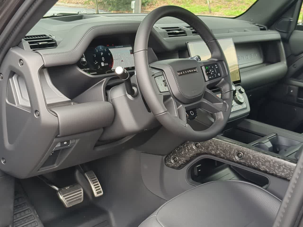 New 2026 Land Rover Defender 110 OCTA AWD/4WD image 10