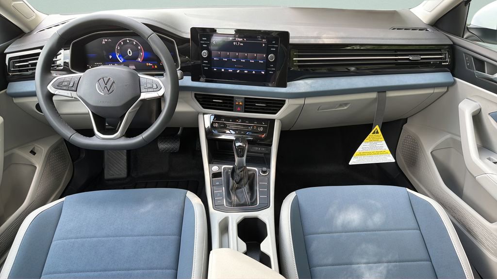 New 2026 Volkswagen Jetta SE FWD image 10