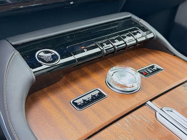 New 2026 Lincoln Navigator Black Label AWD/4WD image 18