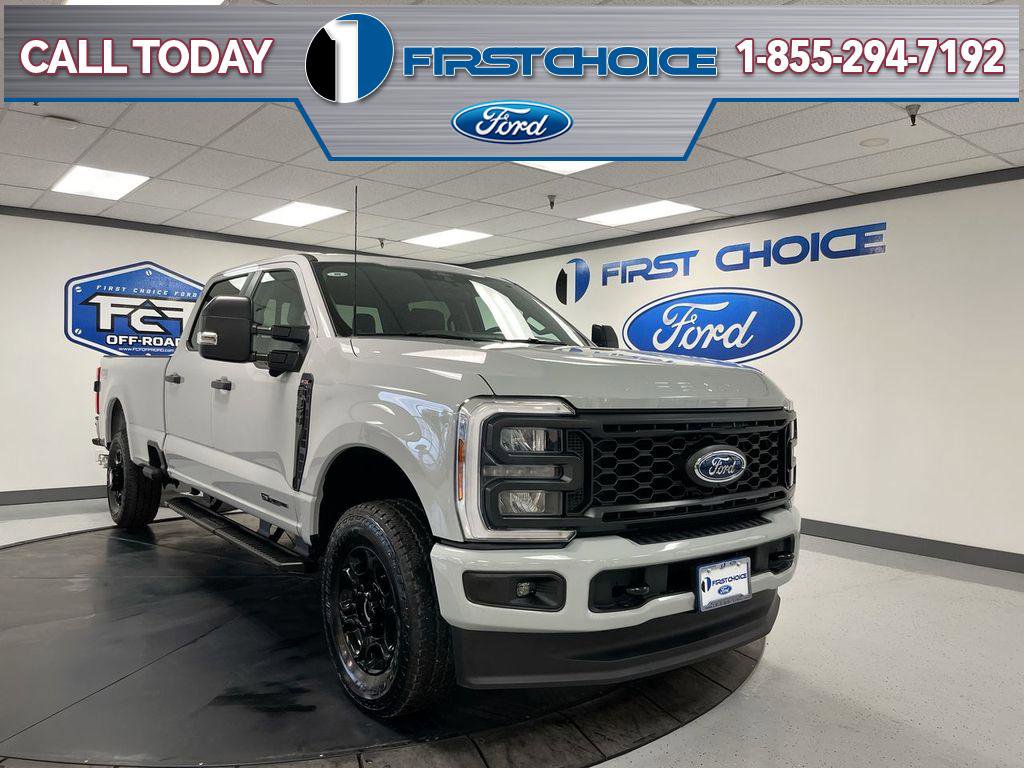 New 2026 Ford F350 4x4 Crew Cab Super Duty image 1