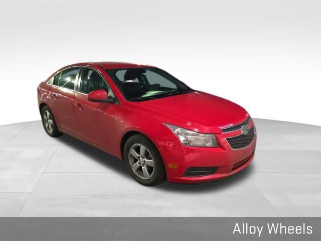 Used 2014 Chevrolet Cruze LT w/ Technology Package image 3