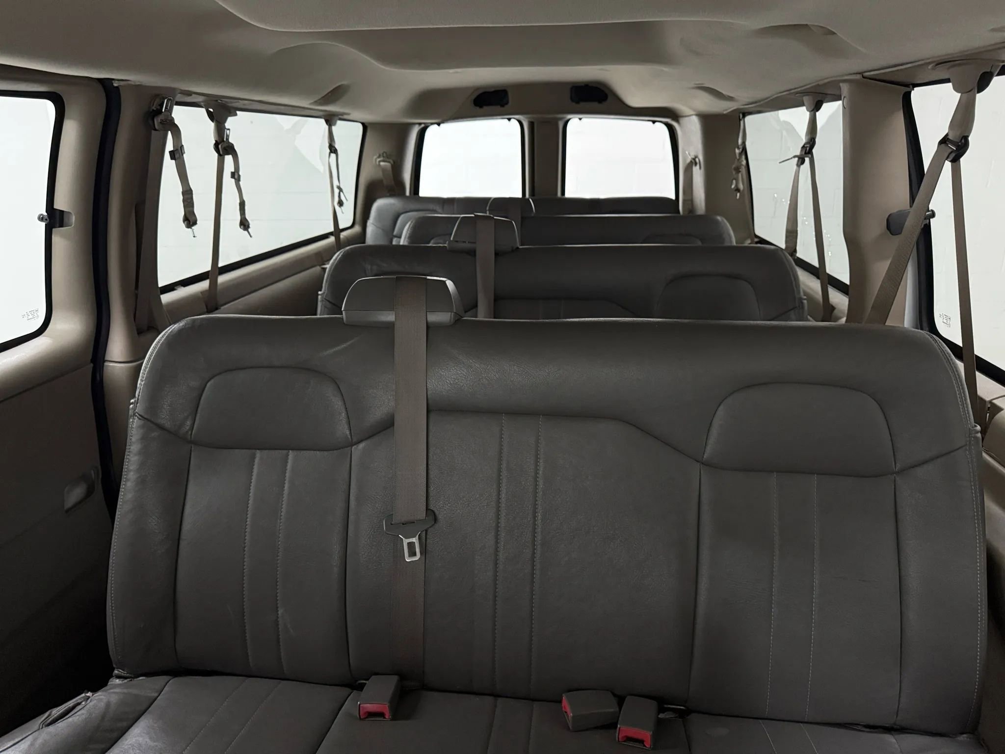Used 2013 Chevrolet Express 3500 LS image 16