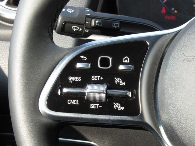 Certified 2023 Mercedes-Benz GLB 250 4MATIC image 25
