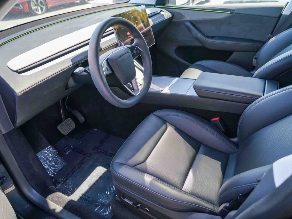 Used 2026 Tesla Model Y 2WD image 13