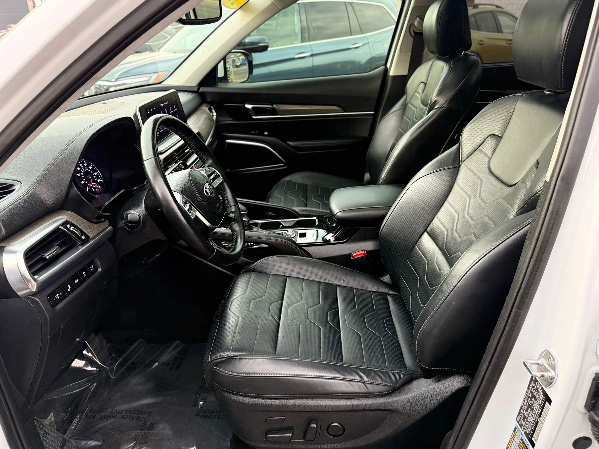 Used 2021 Kia Telluride SX w/ SX Prestige Package image 12