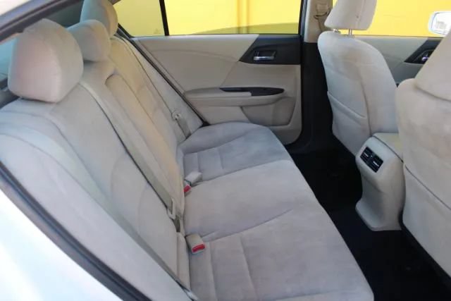 Used 2015 Honda Accord EX image 10