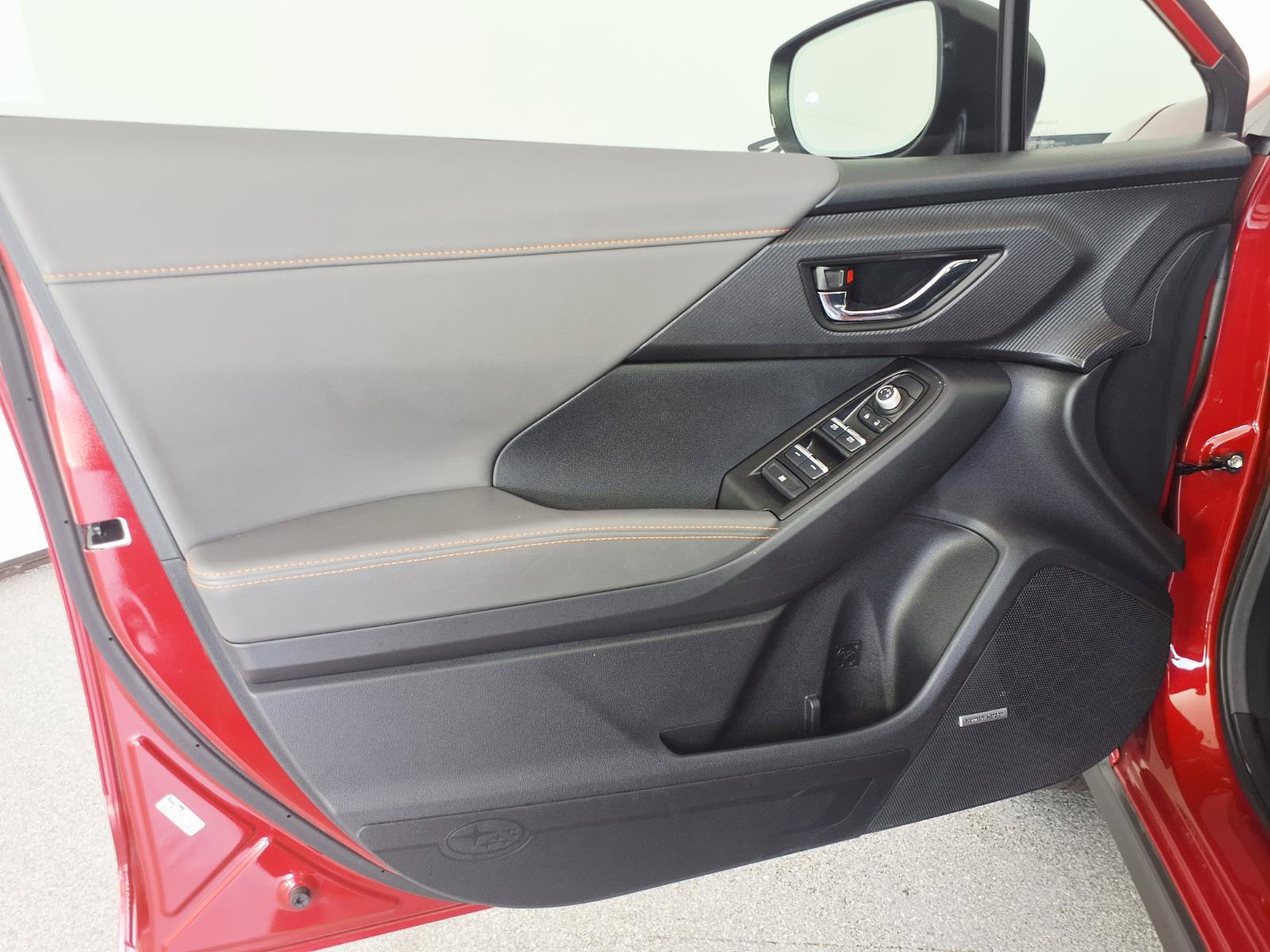 Certified 2025 Subaru Crosstrek 2.5i Limited w/ Crosstrek Mirror Package AWD/4WD image 11