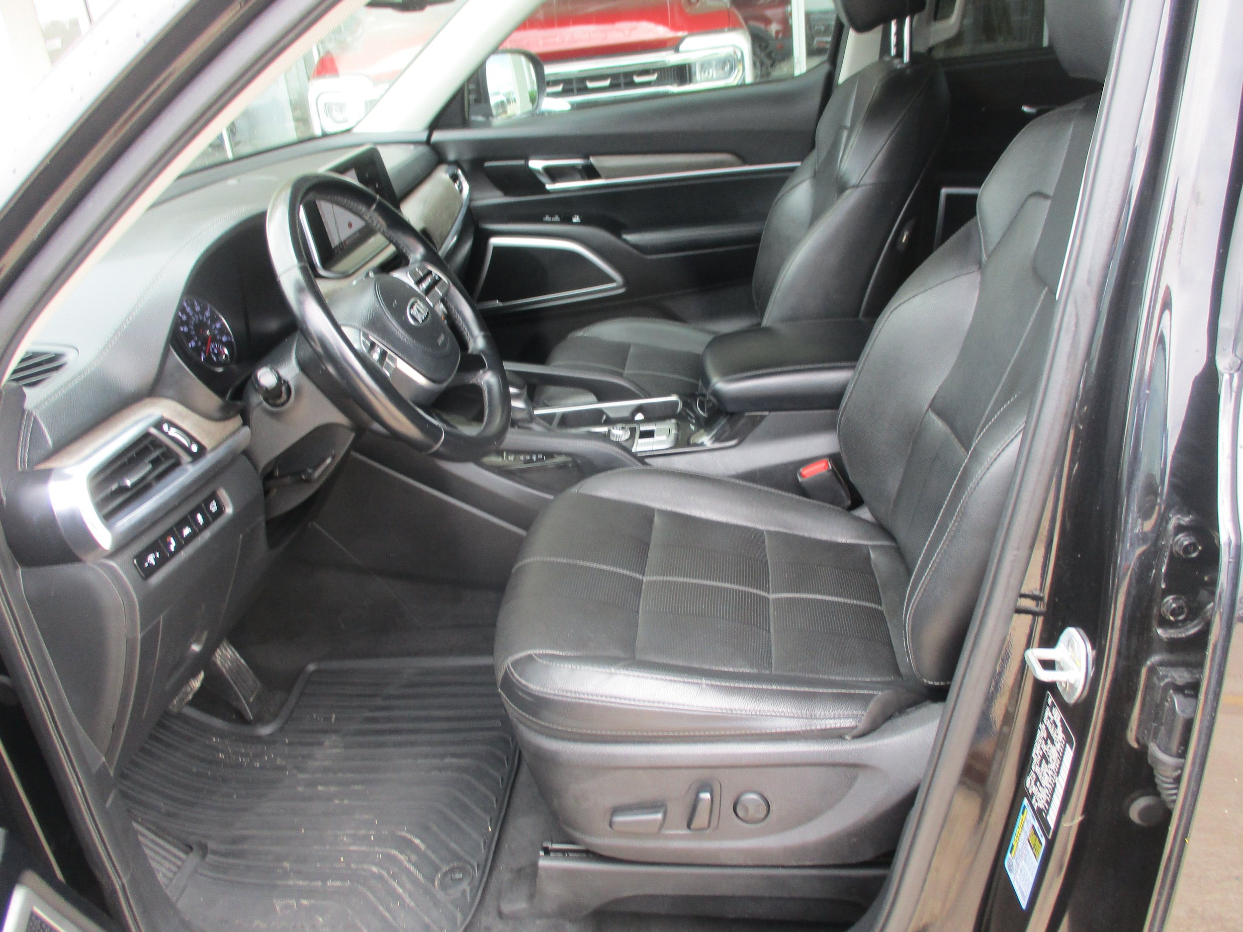 Used 2021 Kia Telluride EX w/ EX Premium Package FWD image 4