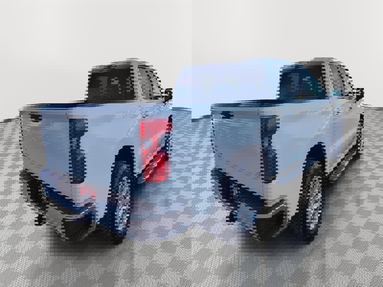 Used 2024 Chevrolet Silverado 1500 LTZ image 4