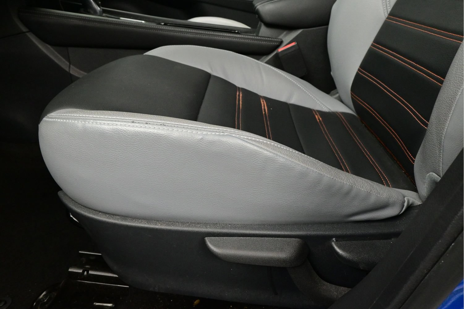 Certified 2023 Nissan Kicks SR w/ SR Premium Package FWD image 10