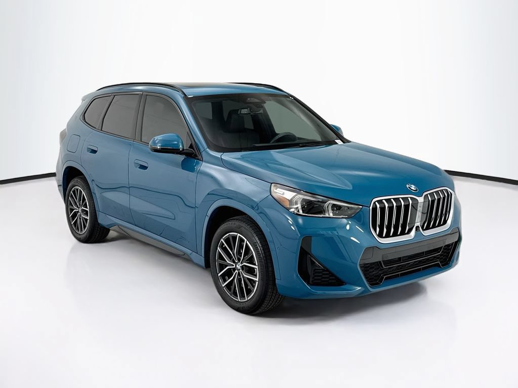 Certified 2023 BMW X1 xDrive28i w/ Premium Package AWD/4WD image 3