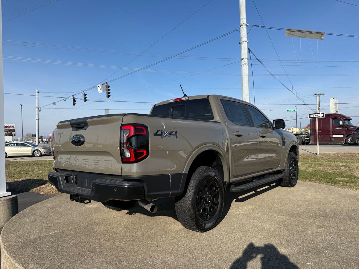 New 2025 Ford Ranger Lariat w/ Black Appearance Package image 6