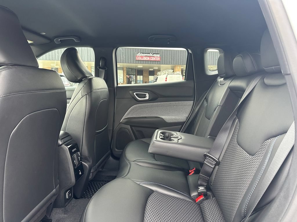 New 2026 Jeep Compass Latitude AWD/4WD image 13
