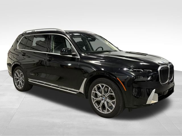 Used 2024 BMW X7 xDrive40i image 1