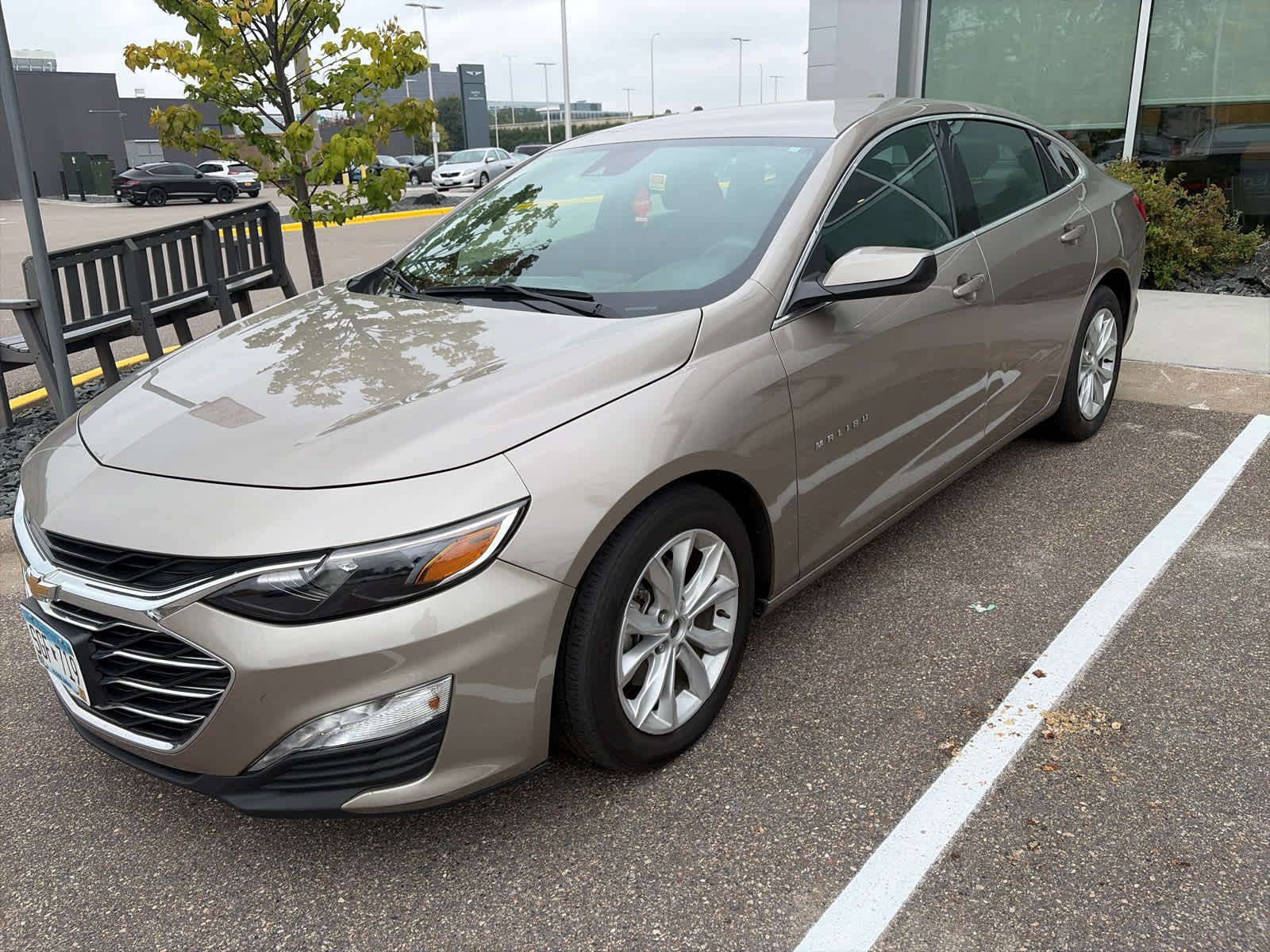 Used 2024 Chevrolet Malibu LT FWD image 3
