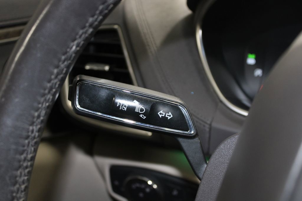 Used 2020 Lincoln Nautilus Reserve w/ Equipment Group 201A image 23