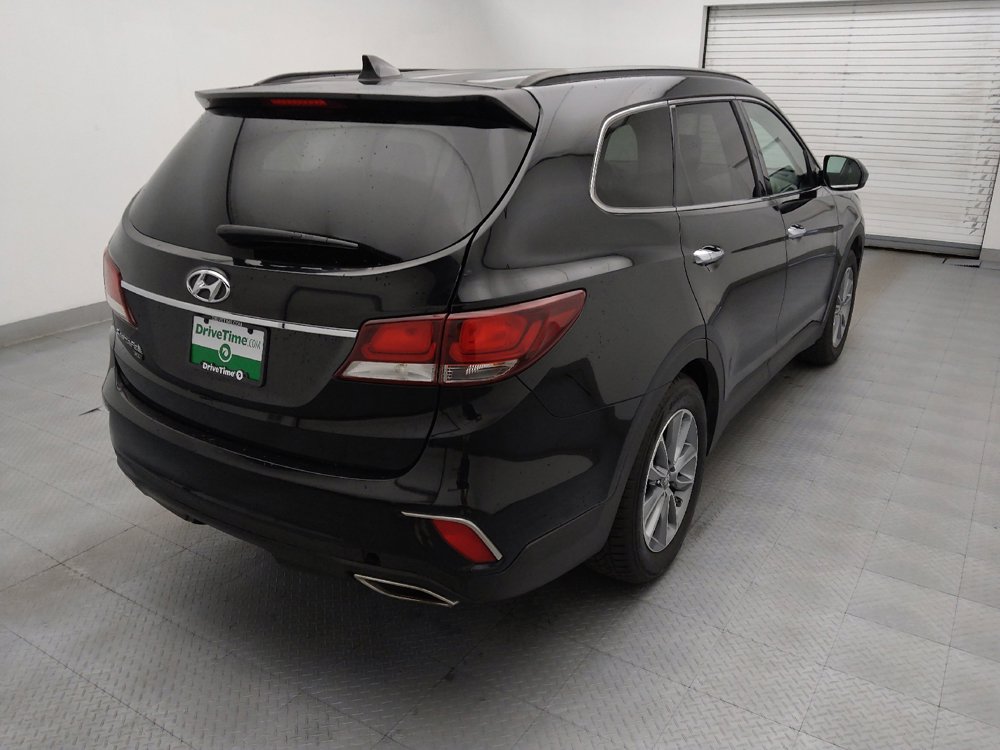 Used 2019 Hyundai Santa Fe XL SE FWD image 9