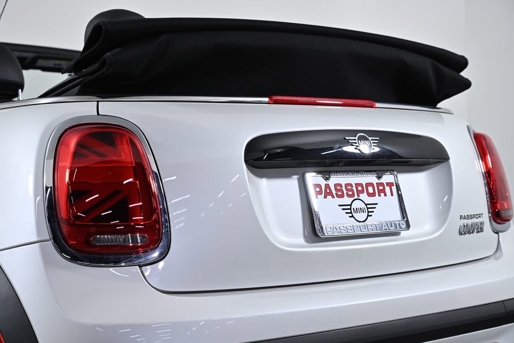 Certified 2024 MINI Cooper image 8