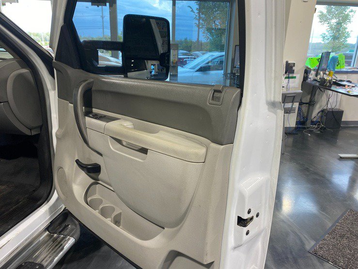 Used 2013 Chevrolet Silverado 2500 W/T AWD/4WD image 18