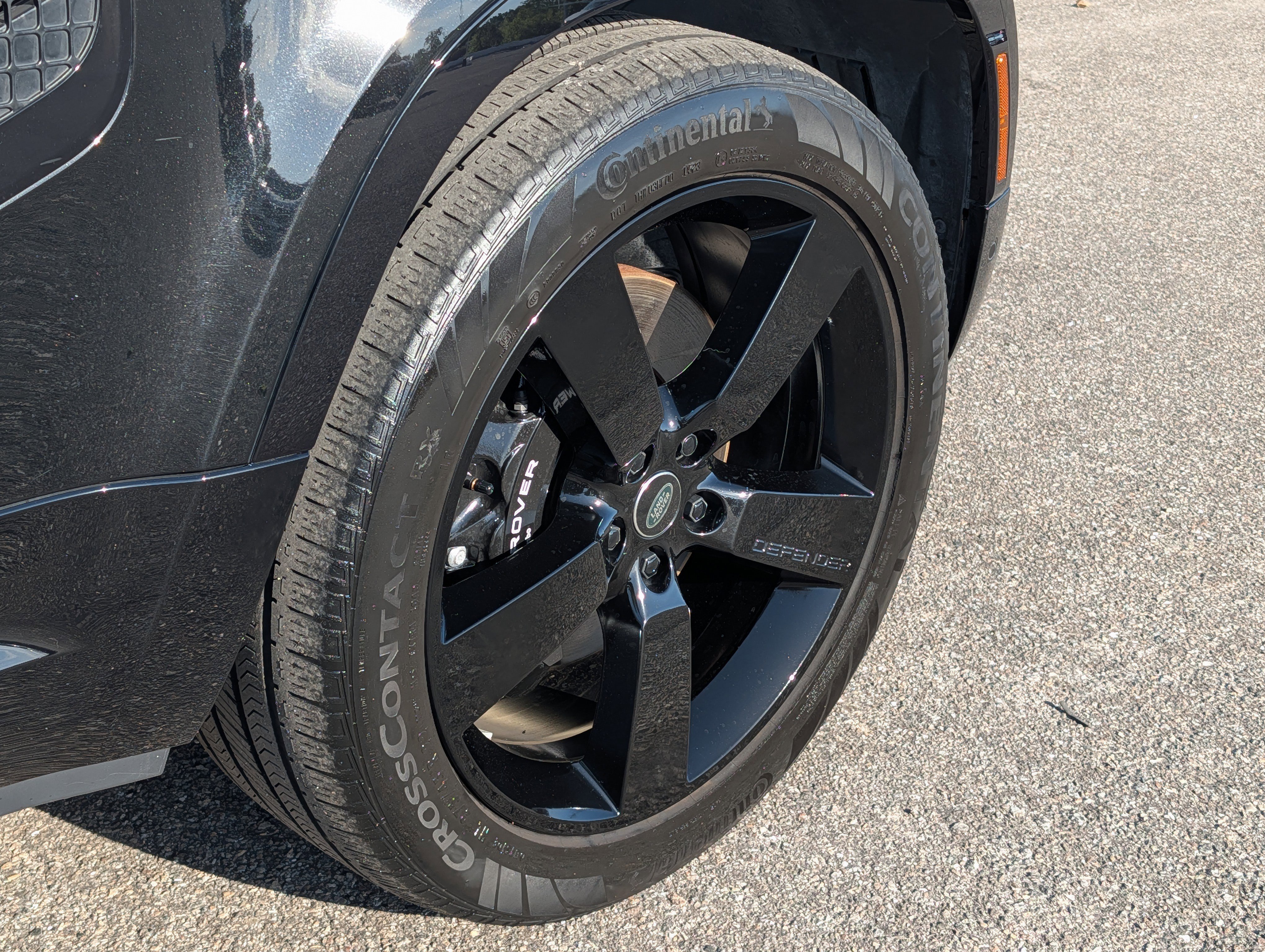 Used 2023 Land Rover Defender 110 V8 image 12