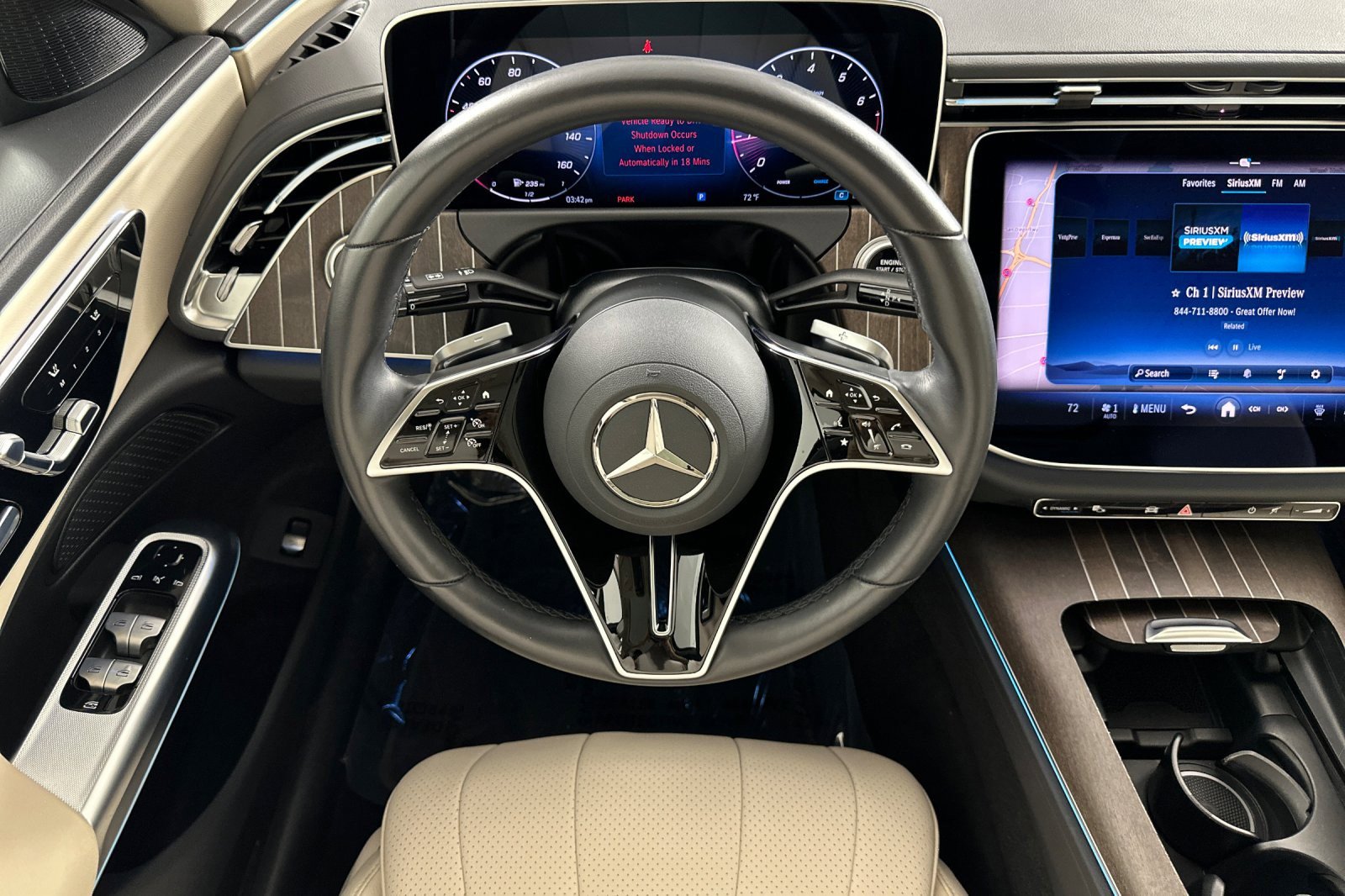 Used 2025 Mercedes-Benz E 350 Sedan image 13