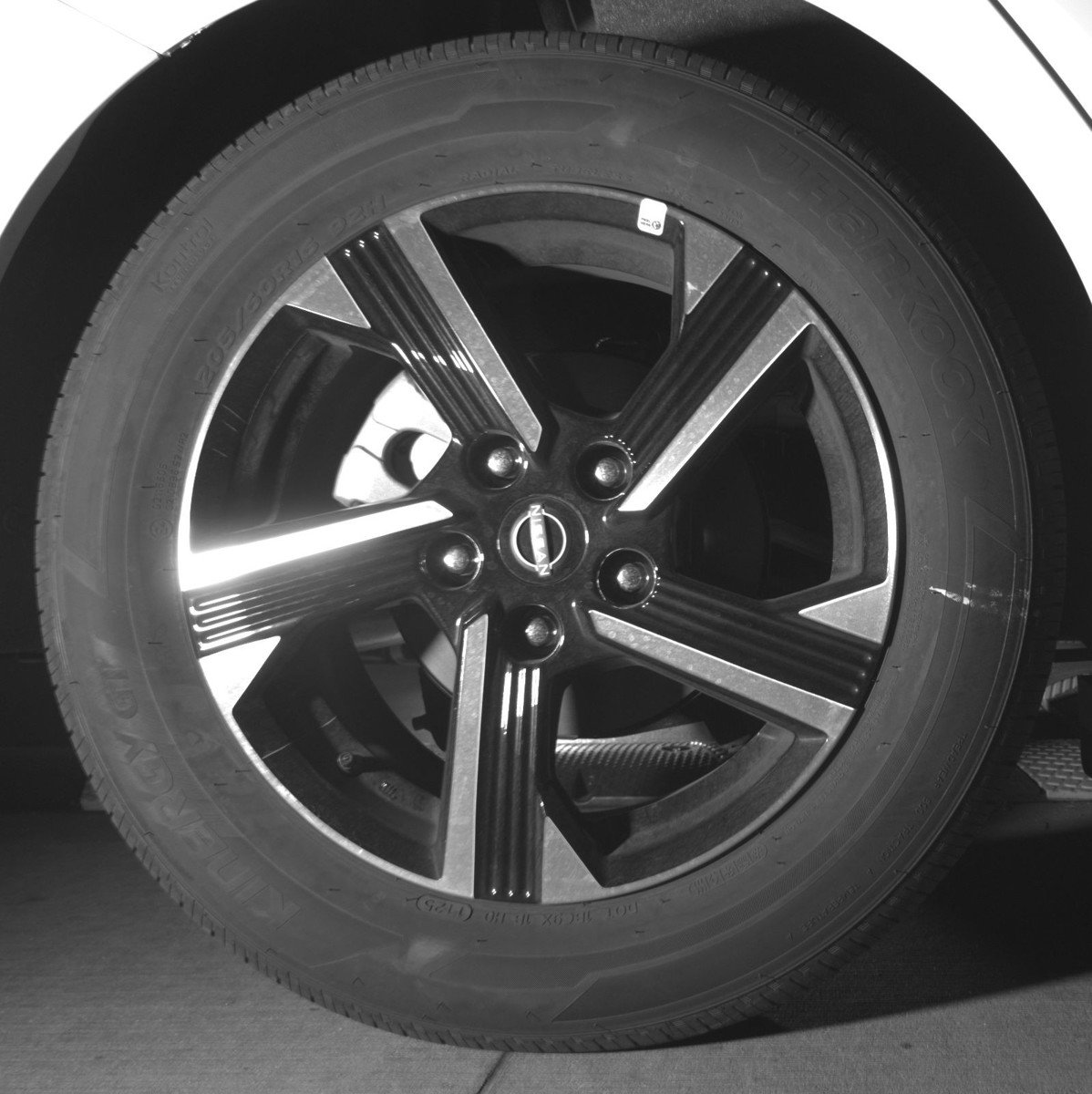 Used 2025 Nissan Sentra SV image 15