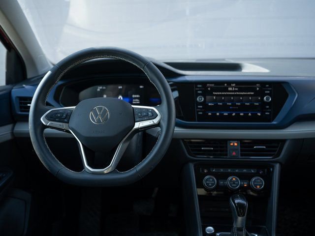 Certified 2024 Volkswagen Taos SE image 22