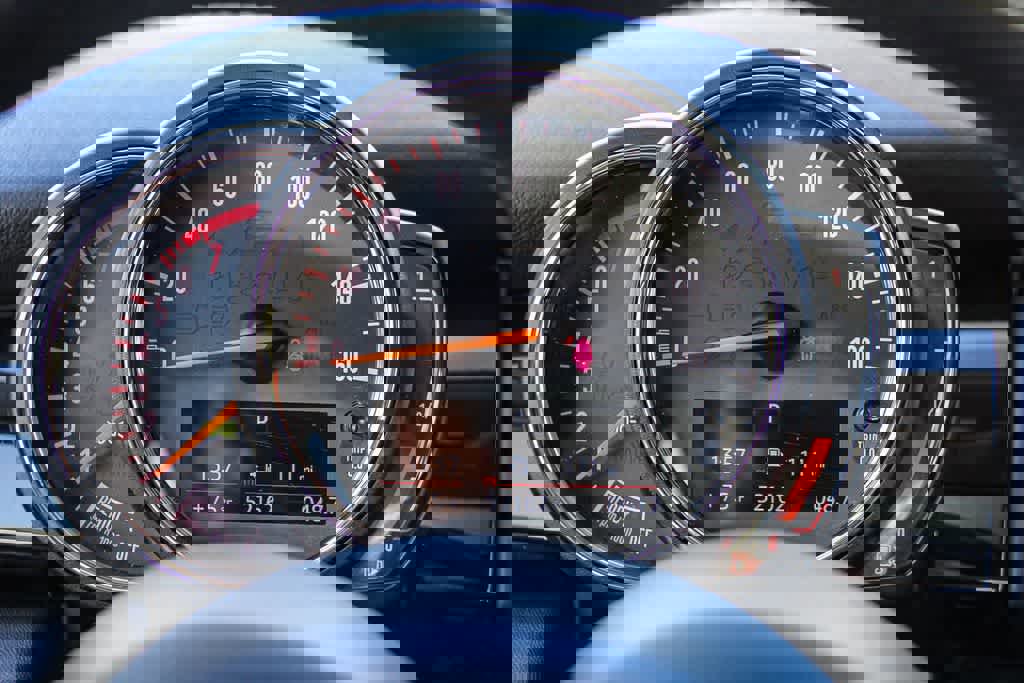 Used 2019 MINI Cooper 4-Door Hardtop w/ Premium Package image 20