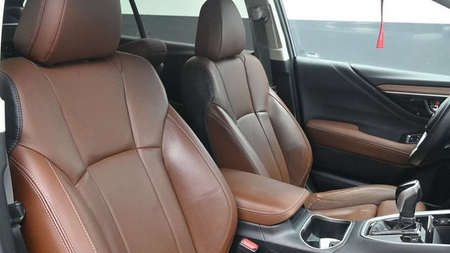Used 2020 Subaru Outback Touring XT AWD/4WD image 9