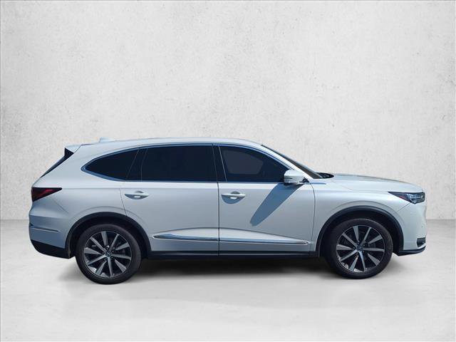 Used 2025 Acura MDX w/ Technology Package FWD image 4