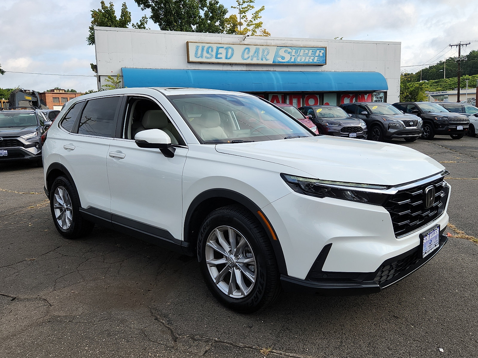 Used 2023 Honda CR-V EX-L image 3