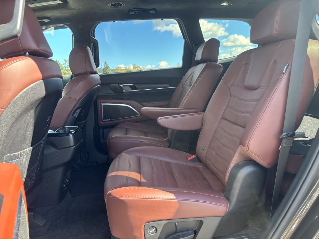Certified 2024 Kia Telluride SX Prestige AWD/4WD image 25