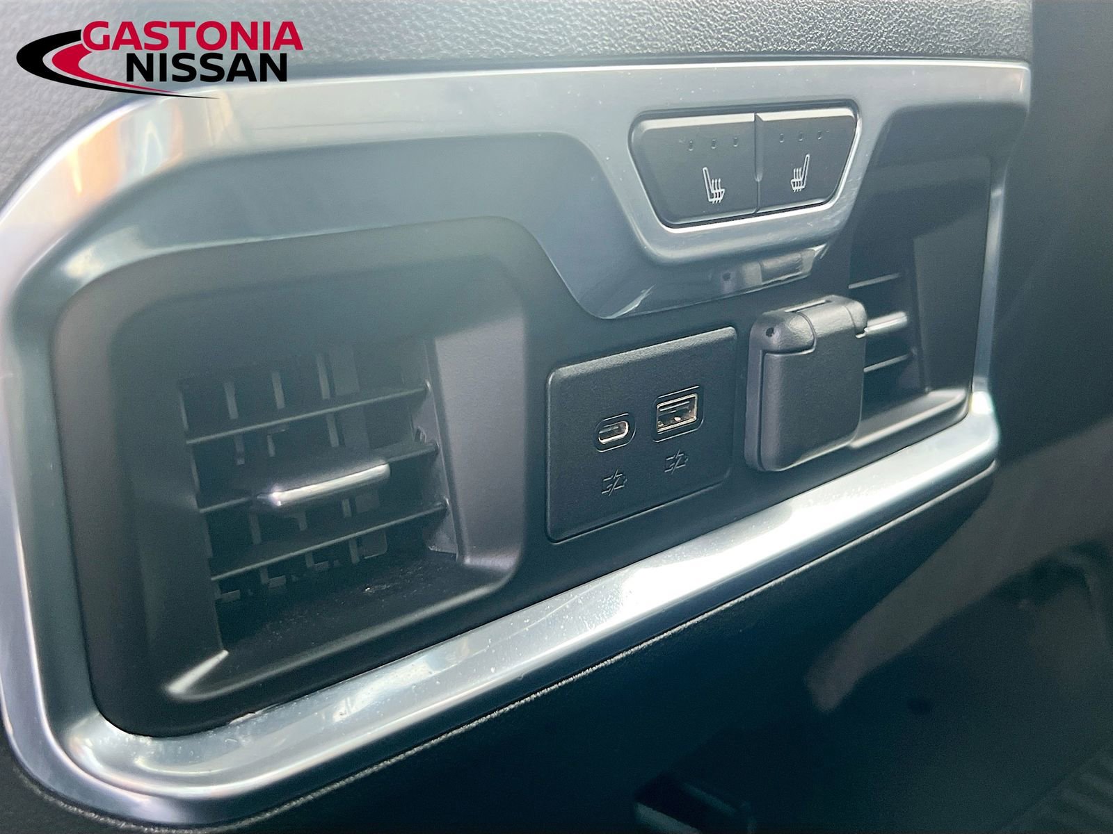 Used 2021 Chevrolet Silverado 1500 LTZ w/ LTZ Premium Package image 35