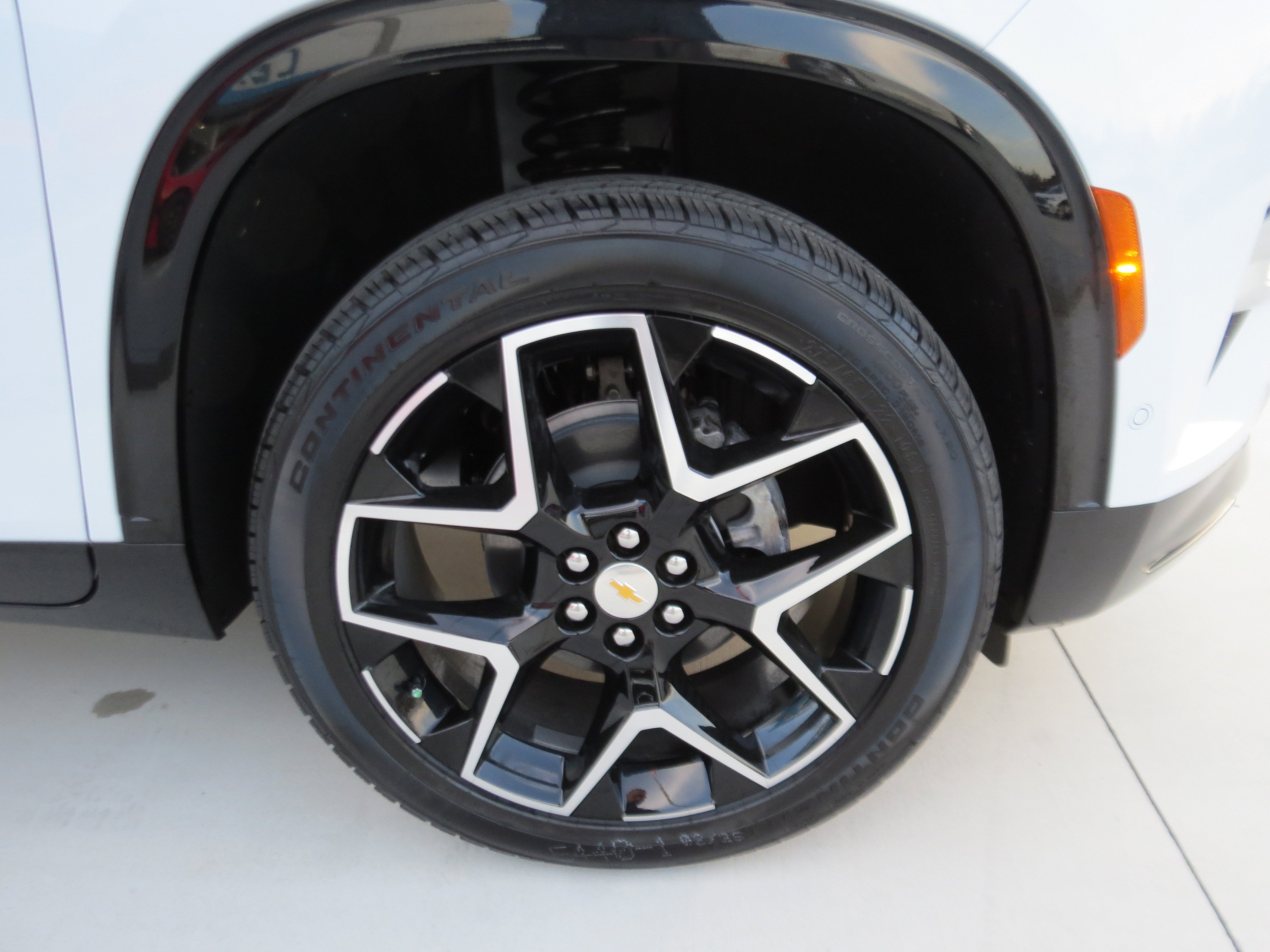 New 2026 Chevrolet Traverse High Country FWD image 10